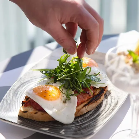 1910 Lifestyle Vólos