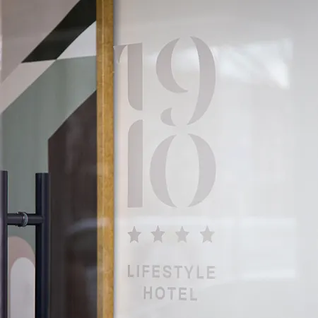 Отель 1910 Lifestyle 4*