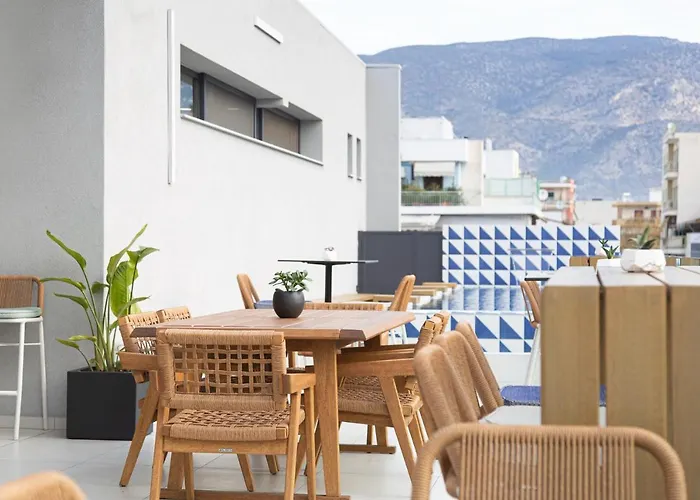 1910 Lifestyle Volos